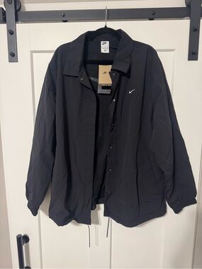 NWT Nike Sportswear Essentials Women’s Oversized UV Woven Coaches’ Jacket